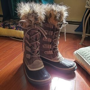 Sorel Joan of Arctic Snow Boots size 7